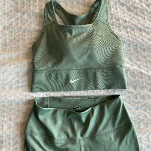 Nike Workout Set